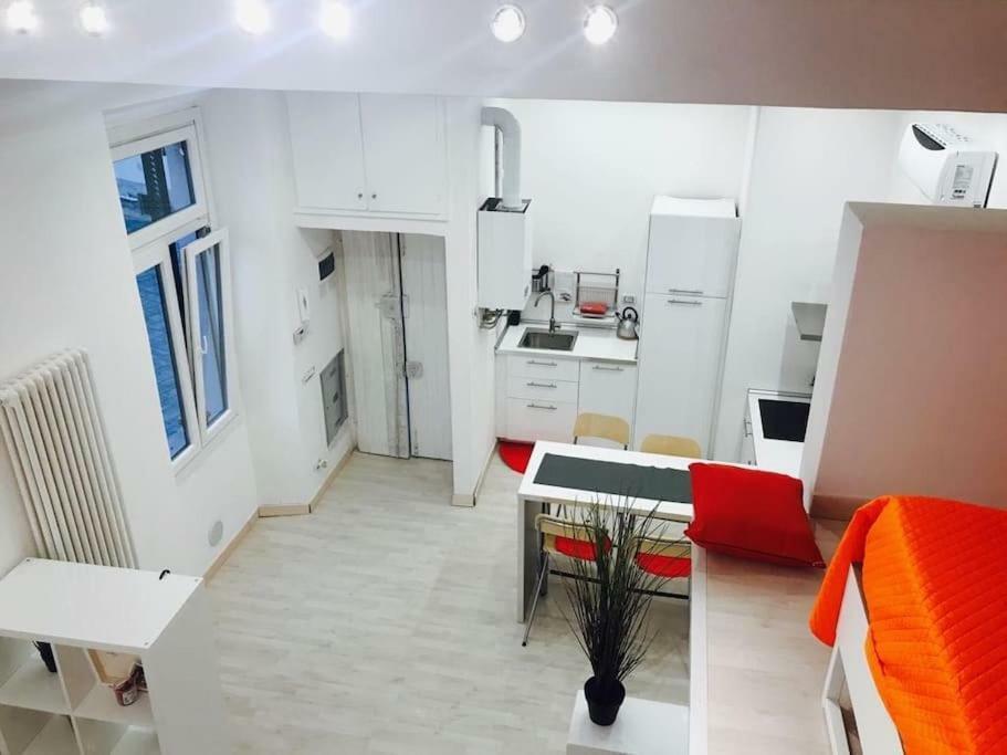 Isola Flat Lejlighed Milano Eksteriør billede