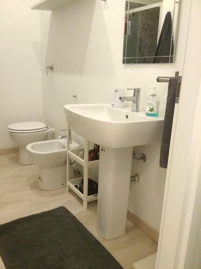 Isola Flat Lejlighed Milano Eksteriør billede