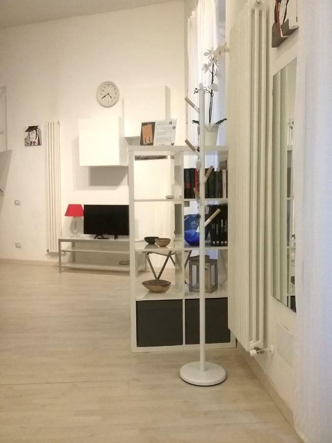 Isola Flat Lejlighed Milano Eksteriør billede