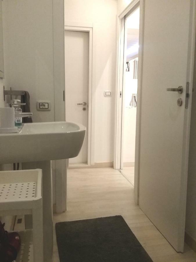 Isola Flat Lejlighed Milano Eksteriør billede